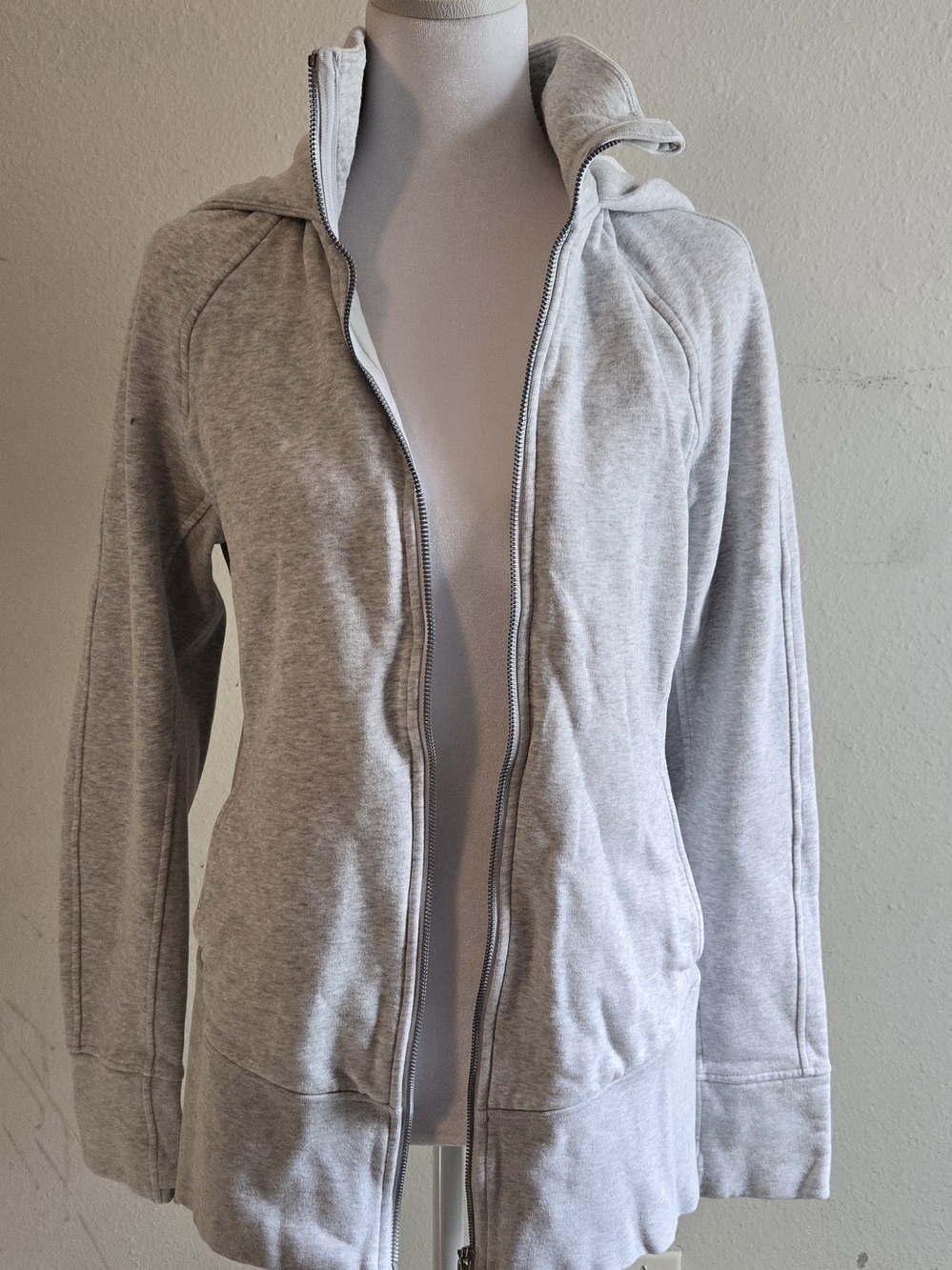 Lululemon Light Gray Zip-Up Hoodie Jacket - Women